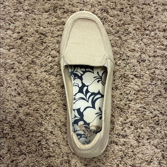 Roxy Shoes - Picture 4 of 4